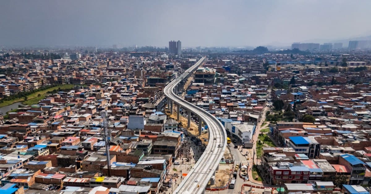 Foto de un frente de obra del Metro de Bogotá