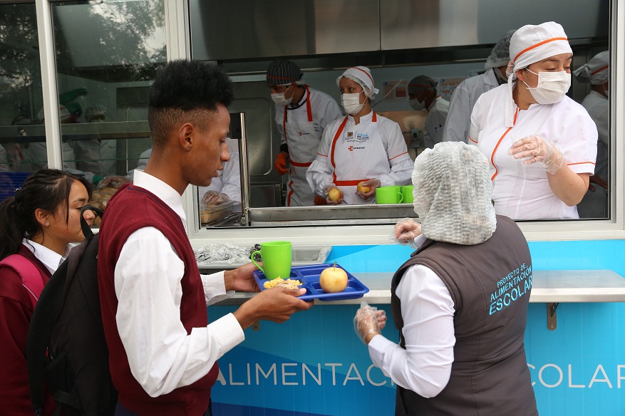 Programa de alimentación escolar de Bogotá líder en el país
