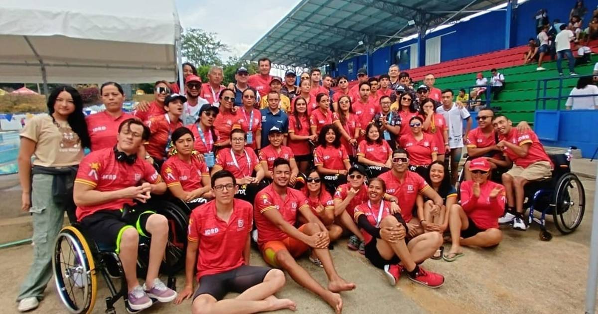Equipo Bogotá de Paranatación, campeón en Bucaramanga. Foto IDRD.