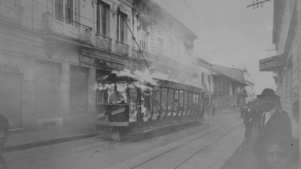 Bogotá en llamas, disturbios acontecidos el 9 de abril de 1948/FOTO: Sady González-1948-Archivo Bogotá