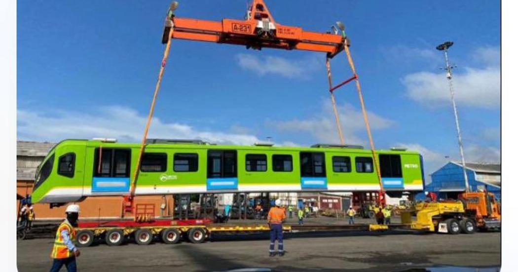Llegó a puerto de Colombia el primer vagón de primera línea del Metro