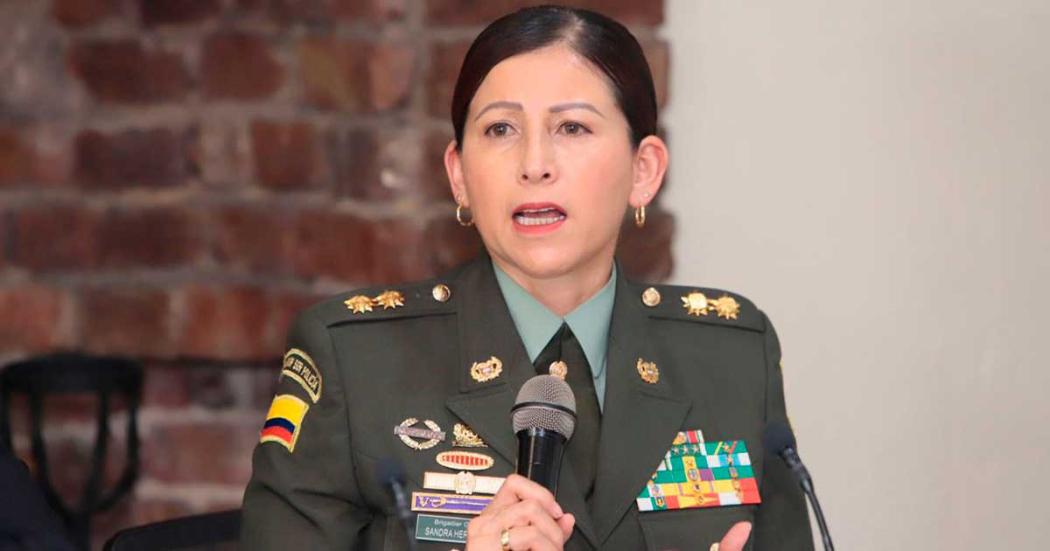 Gral Sandra H: Primera mujer en como comandante de Policía de Bogotá