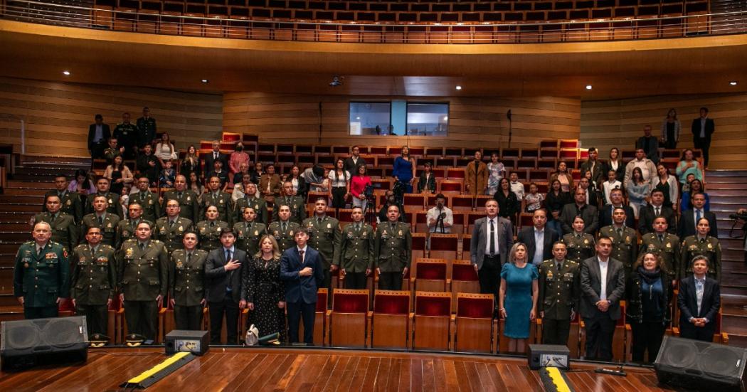 Alcaldesa exaltó a miembros de la Fuerza Pública que trabajaron por Bogotá