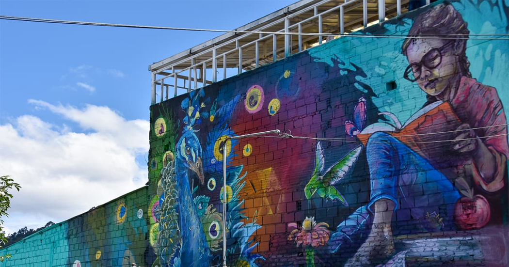 Barrio Altamira se transforma con 13 murales para recibir al cable aéreo 