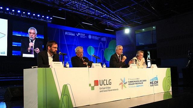 Panel cumbre Alcaldes - Foto: Prensa Alcaldía Mayor / Diego Bauman