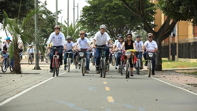 Recorrido Alcalde en bicicleta - Foto: Prensa Alcaldía Mayor / Diego Bauman