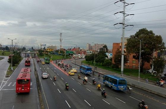 Gestión de tráfico en la Avenida Las Américas - Foto: Prensa Secretaría de Movilidad 