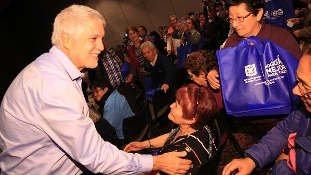 Nuevos subsidios para adultos mayores en Bogotá - Foto: Comunicaciones Alcaldía Bogotá / Diego Bauman