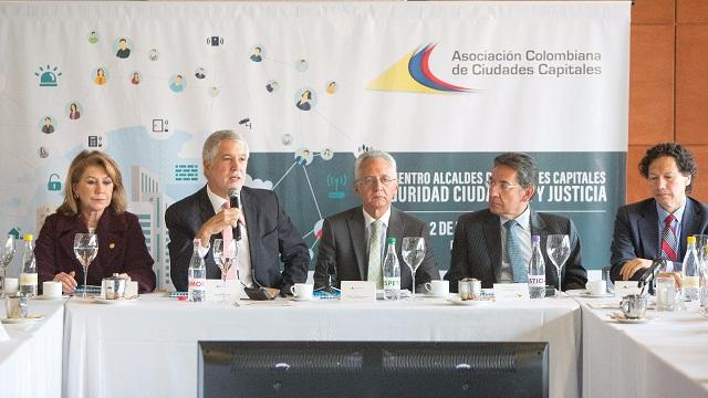 Cumbre de Alcaldes de Ciudades Capitales - Foto: Comunicaciones Alcaldía / Andrés Sandoval 