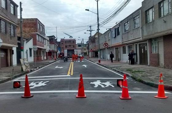 Avanza mantenimiento de la malla vial en la localidad de Barrios Unidos