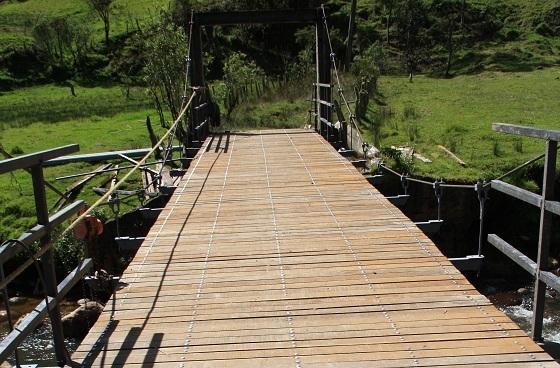 Realizan intervenciones de mantenimiento y reparación de puentes de Sumapaz