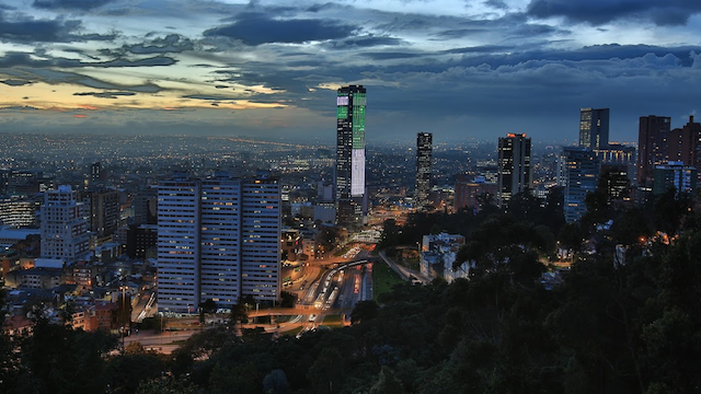 Panorámica nocturna de Bogotá - Foto: Diego Bauman