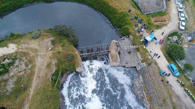 Operativo en el Río Tunjuelo por compuerta ilegal - Foto: Secretaría de Ambiente
