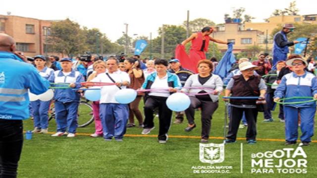 Actividad física para adulto mayor - Foto: IDRD