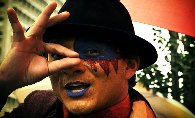 Teatro callejero en las festividades de fin de año