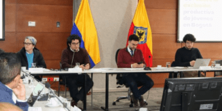 Foto de Roberto Angulo, secretario de Integración Social, en el Consejo de Política Social