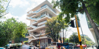 Imagen de una panorámica del edificio del CEFE Chpinero.