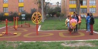 Alcaldía local entregó obras de mejoras en seis parques de Engativá