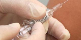 Ciudadanos pueden solicitar gratuitamente la vacuna de Fiebre Amarilla en cinco localidades de Bogotá