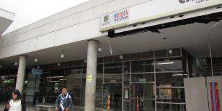 En los CADE Fontibón y Santa Helenita se atienden trámites de la empresa de aseo Aguas de Bogotá.