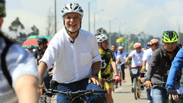 Recorrido Alcalde en bicicleta - Foto: Prensa Alcaldía Mayor / Diego Bauman