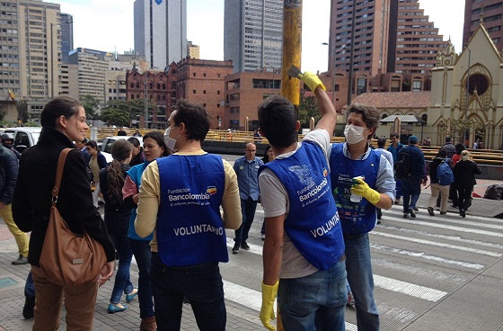 Limpieza entorno Centro Internacional - Foto: Prensa Uaesp