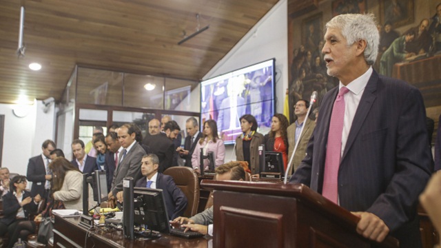 Sanción Plan de Desarrollo - Foto: Prensa Alcaldía Mayor de Bogotá