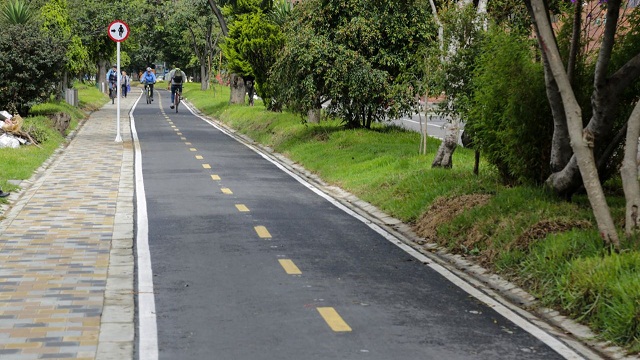 CicloRuta de la Calle 116 - Foto: Comunicaciones Alcaldía Bogotá / Andrés Sandoval CicloRuta de la Calle 116 - Foto: Comunicaciones Alcaldía Bogotá / Andrés Sandoval