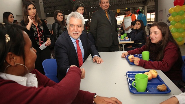 Entrega primera Cocina Móvil en Bogotá - Foto: Comunicaciones Alcaldía Bogotá / Diego Bauman Entrega primera Cocina Móvil en Bogotá - Foto: Comunicaciones Alcaldía Bogotá / Diego Bauman