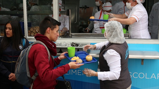 Entrega primera Cocina Móvil en Bogotá - Foto: Comunicaciones Alcaldía Bogotá / Diego Bauman Entrega primera Cocina Móvil en Bogotá - Foto: Comunicaciones Alcaldía Bogotá / Diego Bauman