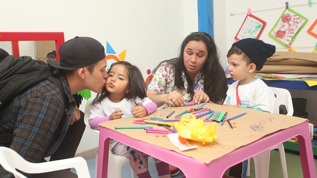 Entrega Jardín Infantil Travesuras de Colores - Foto_ Comunicaciones Alcaldía / Diego Bauman Entrega Jardín Infantil Travesuras de Colores - Foto_ Comunicaciones Alcaldía / Diego Bauman