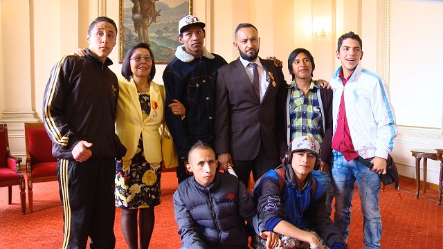 Atención de niños en las calles- Foto: Prensa Idipron Atención de niños en las calles- Foto: Prensa Idipron