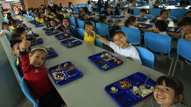 Colegios de la ciudad estrenan menús para sus almuerzos - Foto: Comunicaciones Alcaldía / Diego Bauman