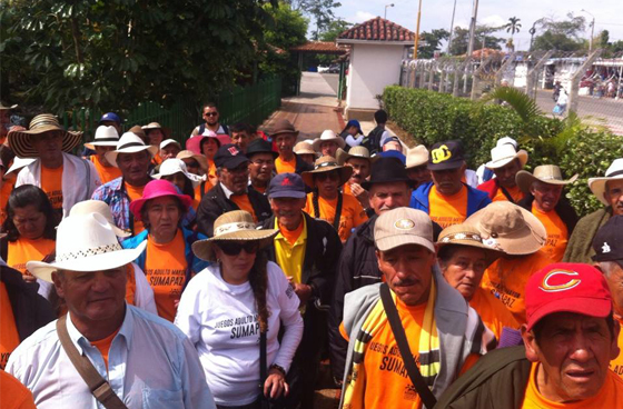 Amplíe imagen haciendo clic