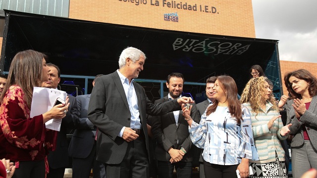 La Felicidad: el nuevo colegio de Fontibón La Felicidad: el nuevo colegio de Fontibón