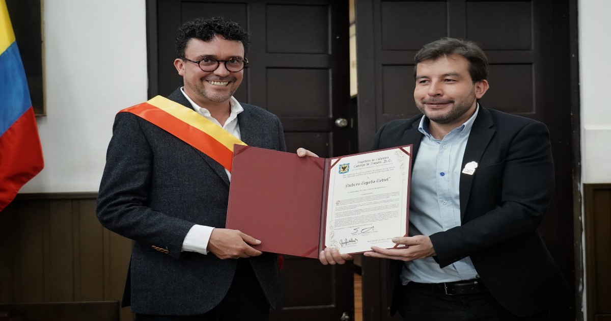 Condecoración al cantante Andrés Cepeda en el Concejo de Bogotá 2025