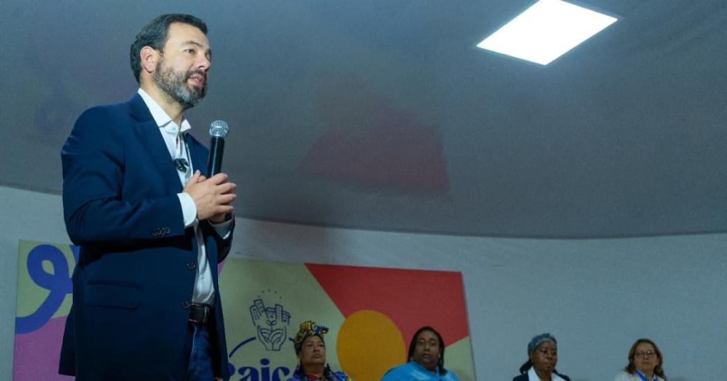 Alcalde Galán lideró homenaje a víctimas de conflicto armado en Bogotá