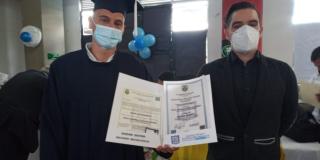 Grado de bachiller para ex habitantes de calle