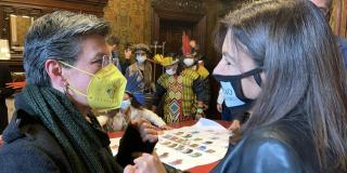 Las alcaldesas de Bogotá, Claudia López y de París, Anne Hidalgo, sostuvieron un encuentro para fortalecer la relación entre las dos ciudades, y visibilizar la Carta de Intención firmada entre la capital de Francia y Bogotá en el marco de la Conferencia de las Naciones Unidas sobre Cambio Climático - COP26. Foto: Secretaría de Ambiente.