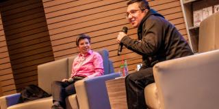 Alcaldesa destaca premio que acerca herramientas legales a ciudadanía.