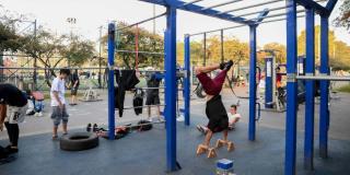 Gimnasios al aire libre en Bogotá con instructores horarios y lugares