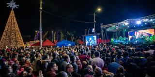 Prográmate desde ya con Novenas Parranderas ¡Canta con Paola Jara y muchos más!