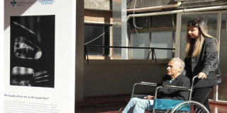 Exposición fotográfica en Bogotá, conmemoración de mes mundial del ACV