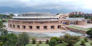 Cierres en la Biblioteca Pública Vigilo Barco por Estéreo Picnic 2025