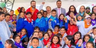 Alcalde Galán celebró el Día del Niño 2025 en Bogotá con 350 estudiantes