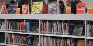 Cómo devolver libros prestados de bibliotecas públicas de Bogotá 2025