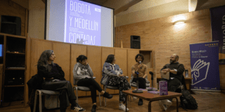 Imagen de seis panelistas sentados hablando sobre esta publicación.