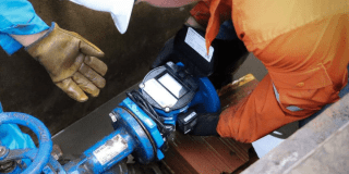 Foto que muestra un medidor de agua en Bogotá