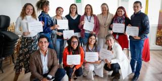 Foto de colaboradores del IDT, durante la entrega de reconocimientos de Cuidadores de Confianza del Distrito.