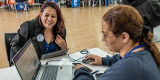 Bogotá abre mil oportunidades laborales durante diciembre 2025